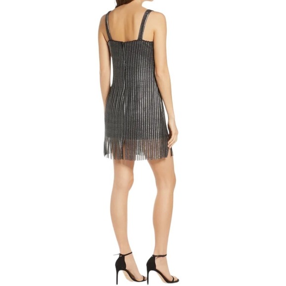 New Women’s Sho By Tadashi Shoji Metallic Textured Fringe Minidress Size 10 - Picture 6 of 9